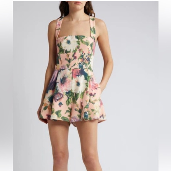 NWT Black Halo Emerson Floral Print Romper. Size 2